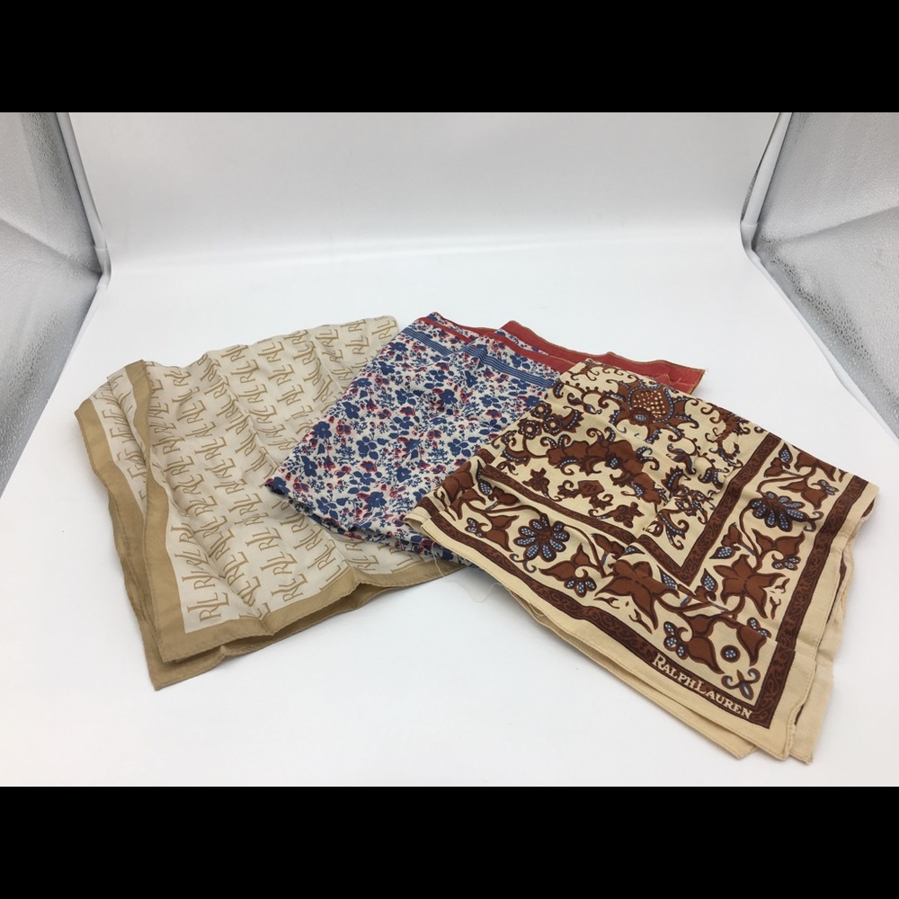 3 Scarfs